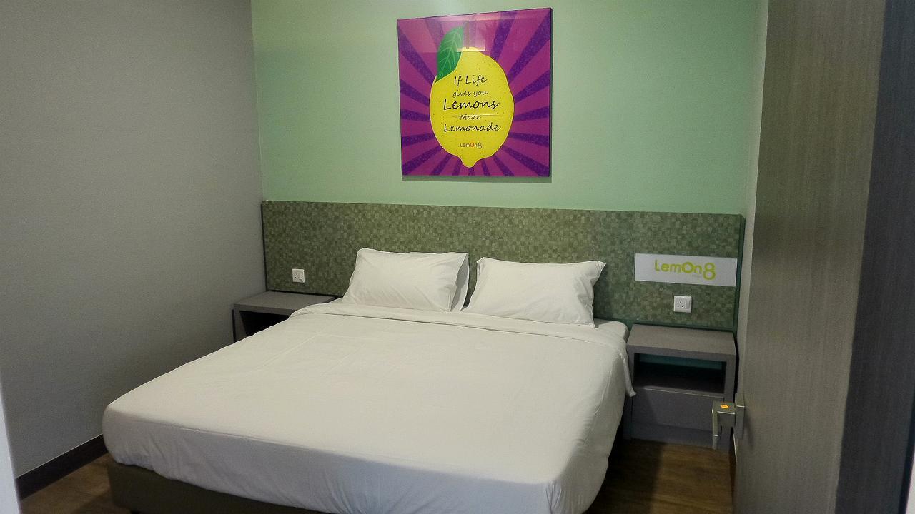 Lemon 8 Boutique Hotel @ Melaka Exterior photo